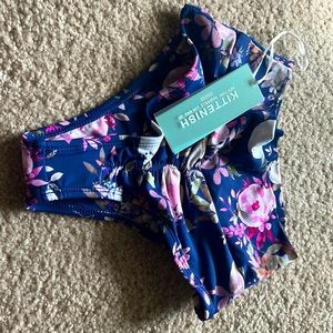 Kittenish xs navy floral swim top and bottom